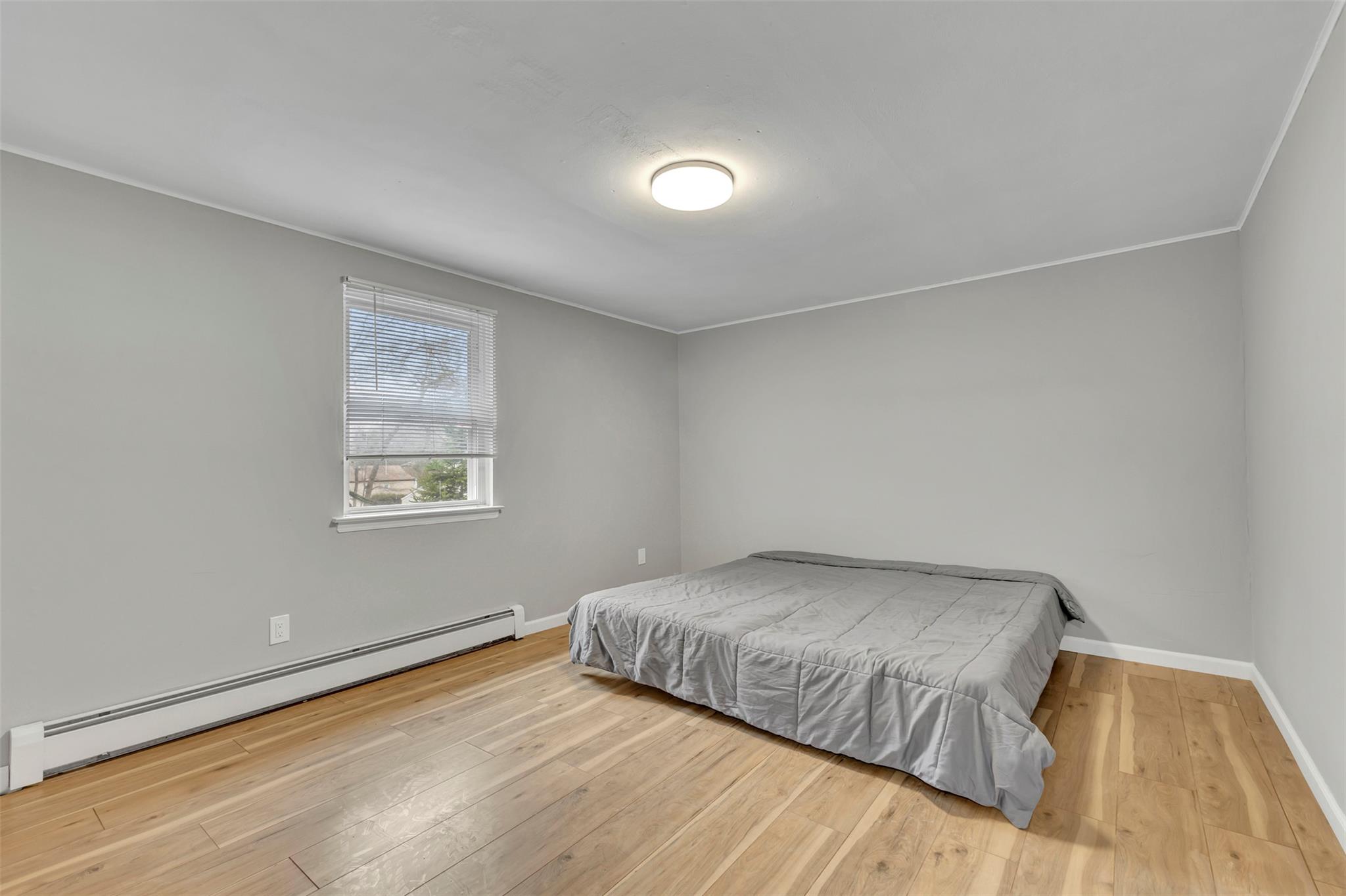 12 Lamb Place, Dix Hills, New York image 21