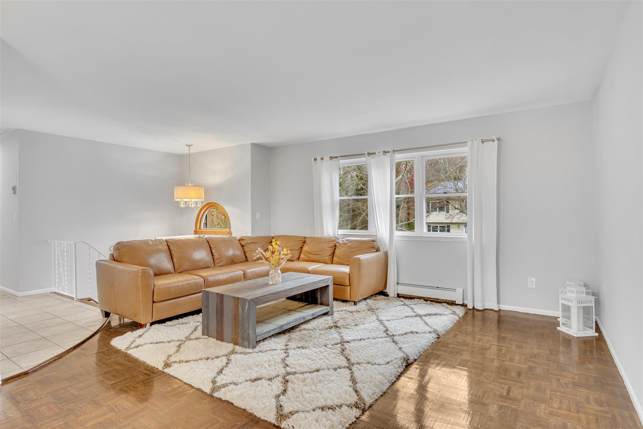12 Lamb Place, Dix Hills, New York image 11