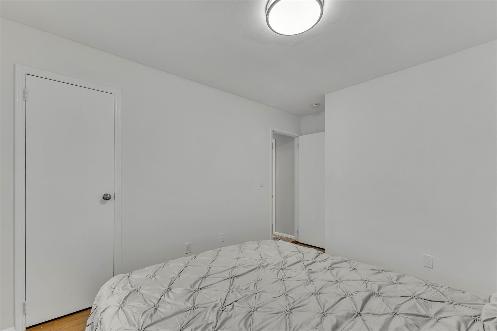 12 Lamb Place, Dix Hills, New York image 19