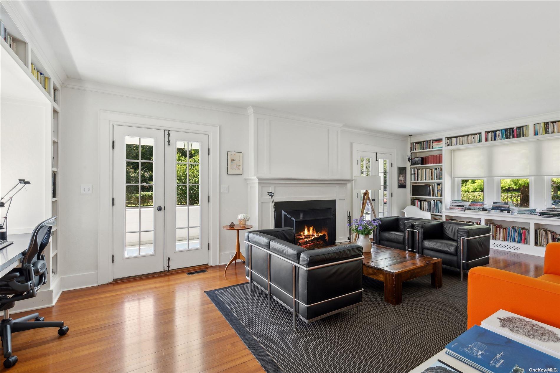 2803 Montauk Highway