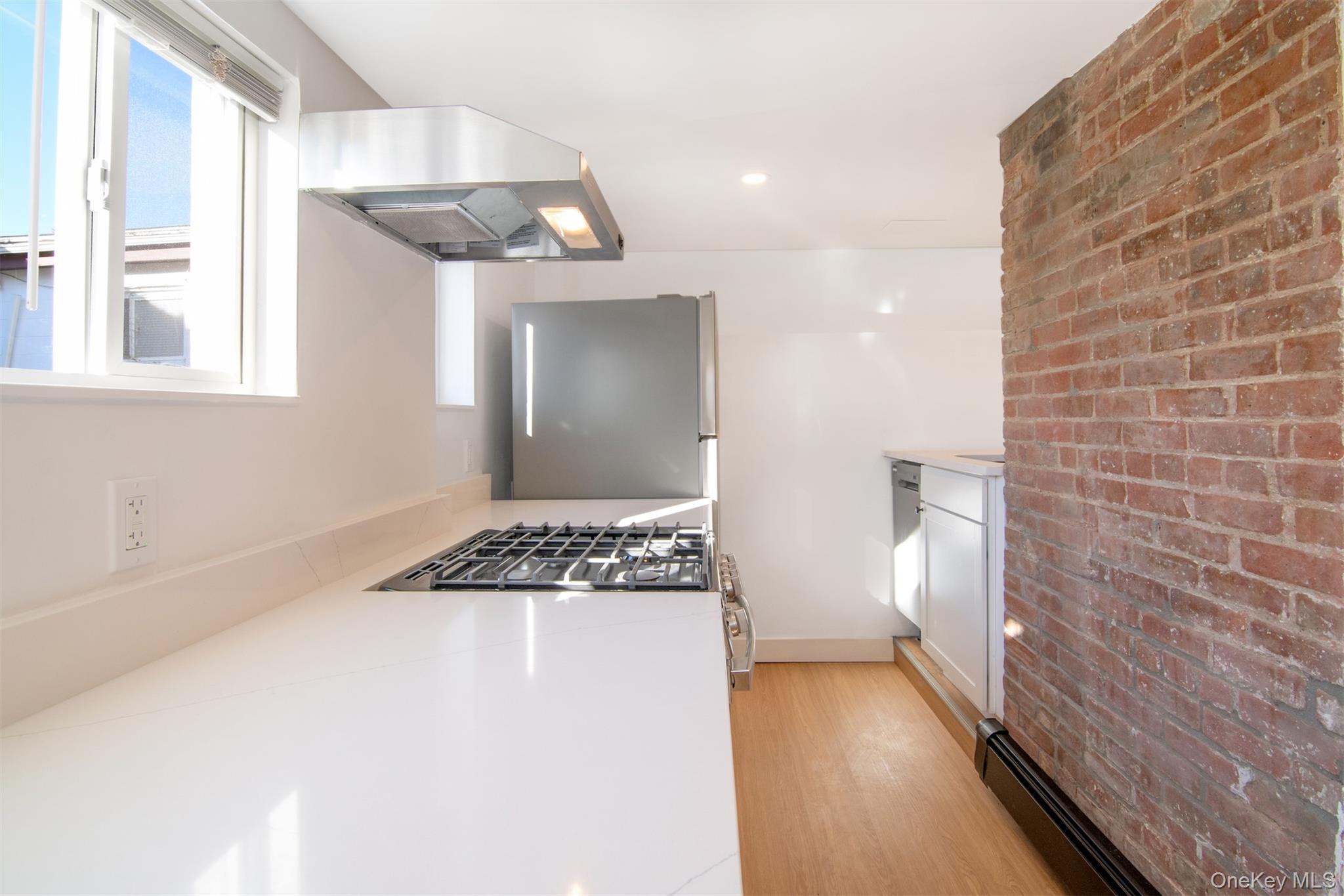 9 N Buckhout Street 1