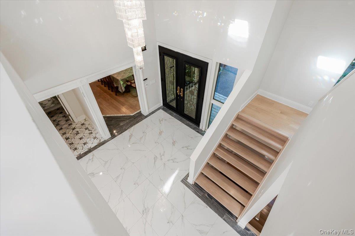 5 Twin Ponds Street