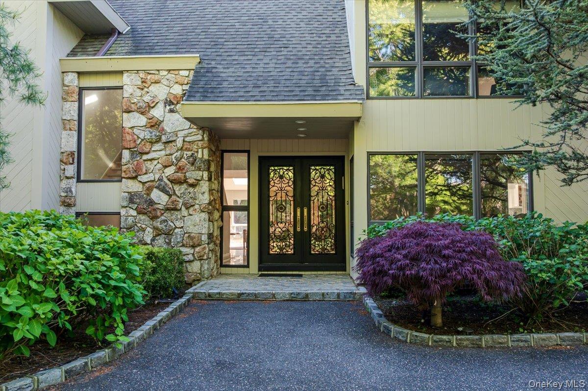 5 Twin Ponds Street