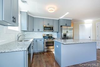 201 Nassau Boulevard A