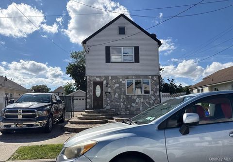 104 E Pennywood Avenue, Roosevelt, NY 11575 - MLS#: 907922