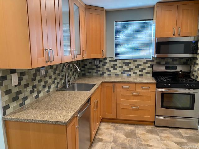 263-17 74th Avenue E-2