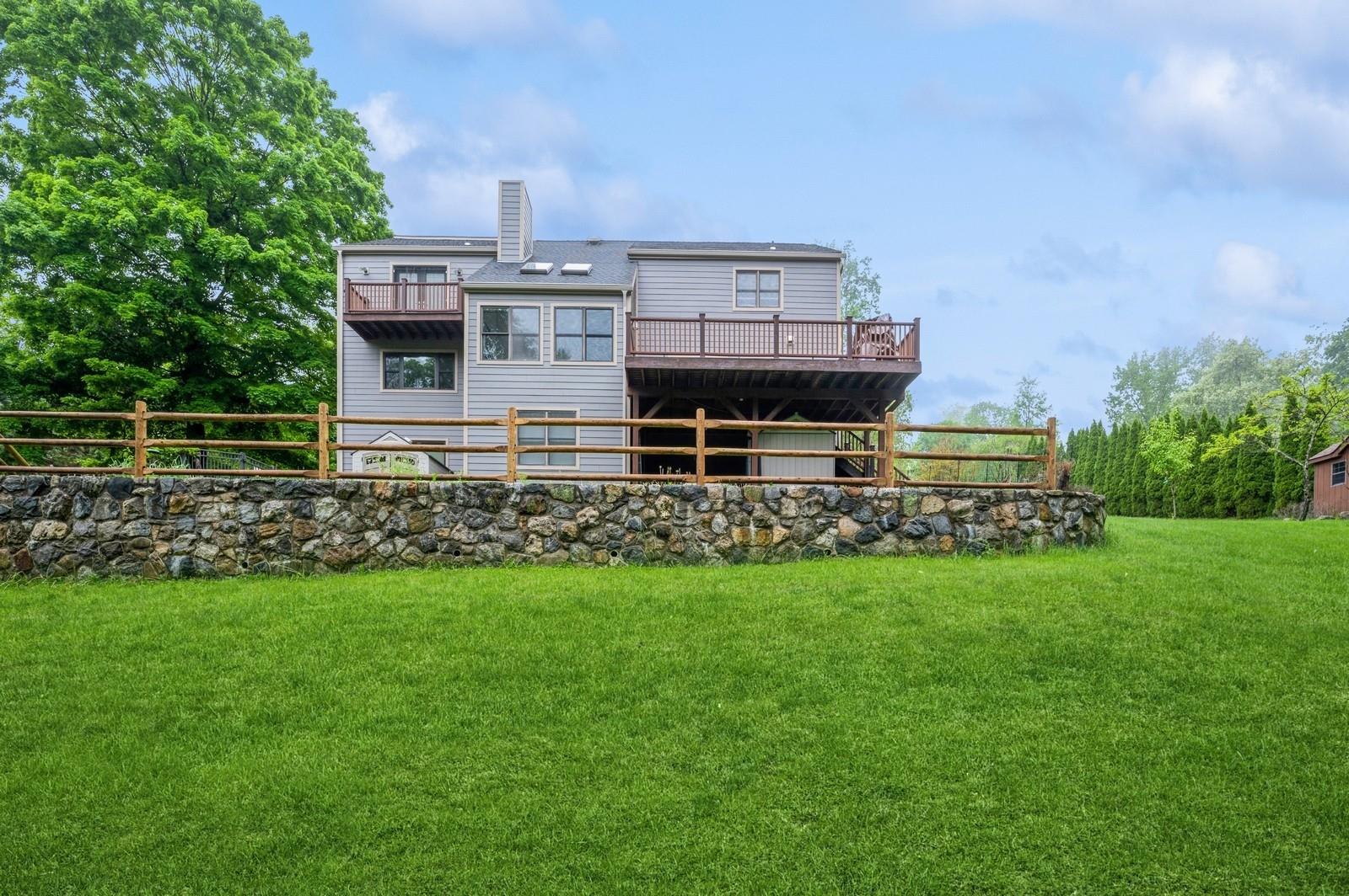 56 Hillside Terrace, Mahopac, New York image 9