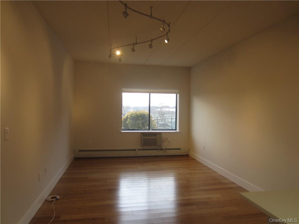 123 Mamaroneck Avenue 111