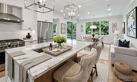 2 Arthur Place Woodbury NY 11797