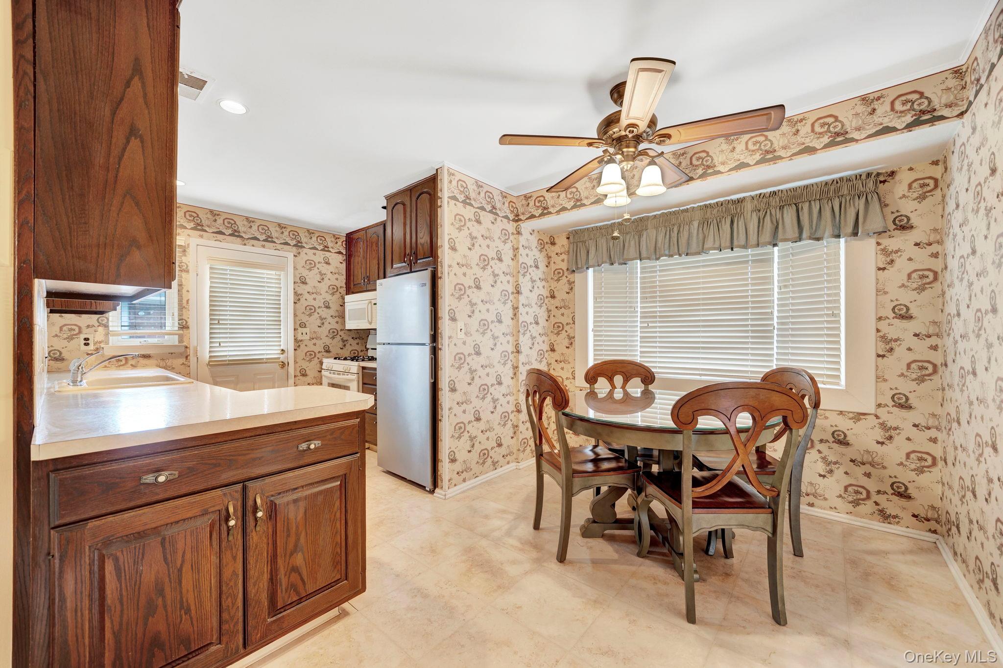 393 COLERIDGE