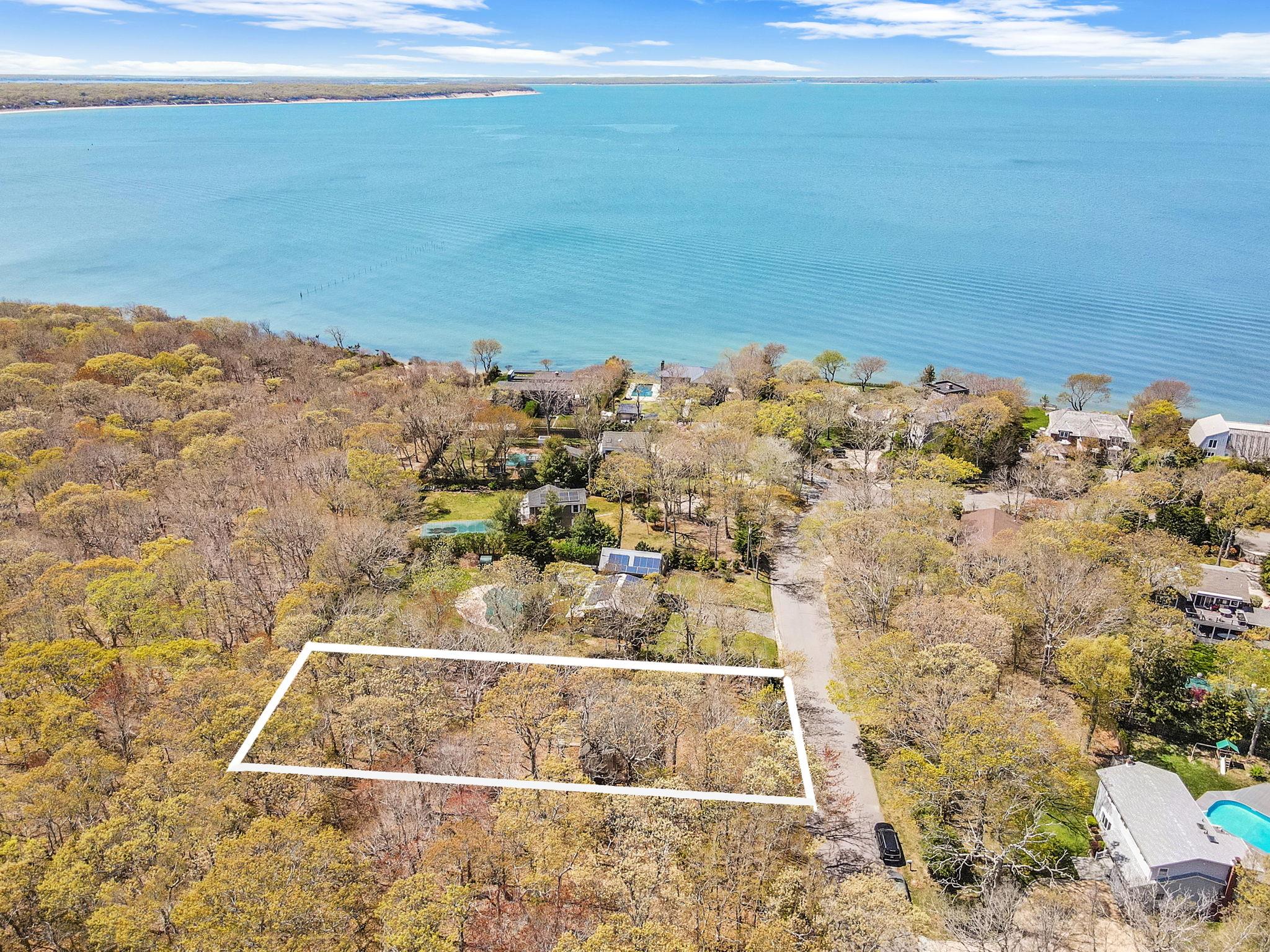 80 Runnymede Drive, East Hampton, New York image 16
