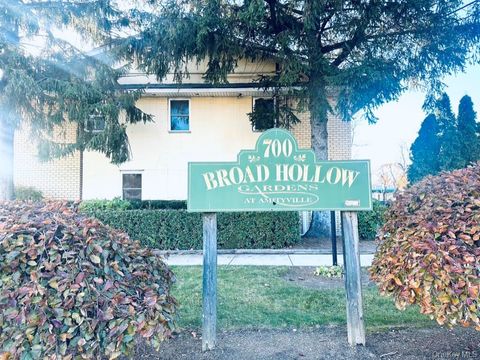 Apartment For Sale - 700 Broadway #26<br/> Amityville, NY 11701