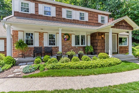 Homes For Sale - 6 Woodcock Road<br/> West Nyack, NY 10994