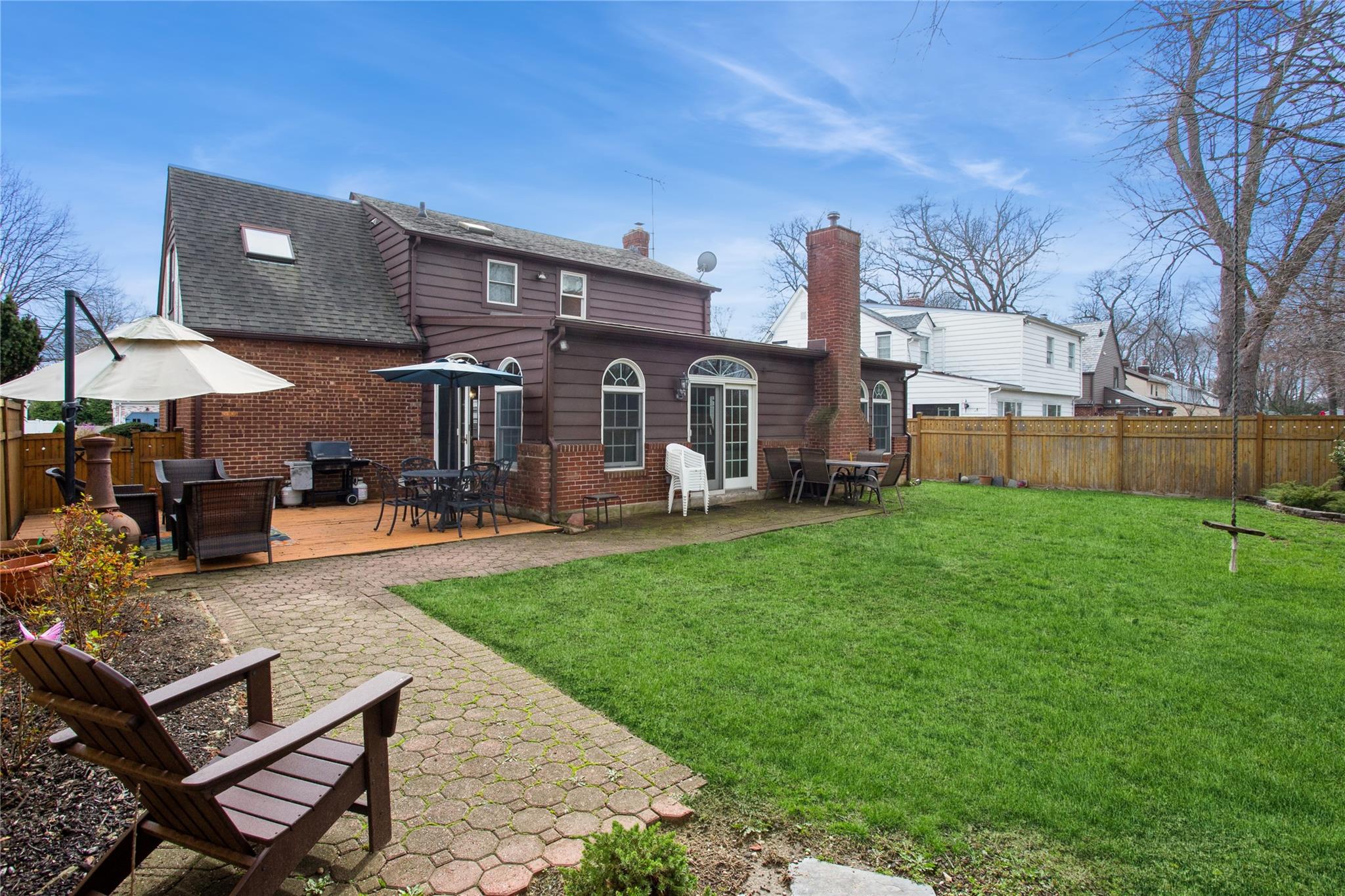 19 Gerard Avenue, Malverne, New York image 39