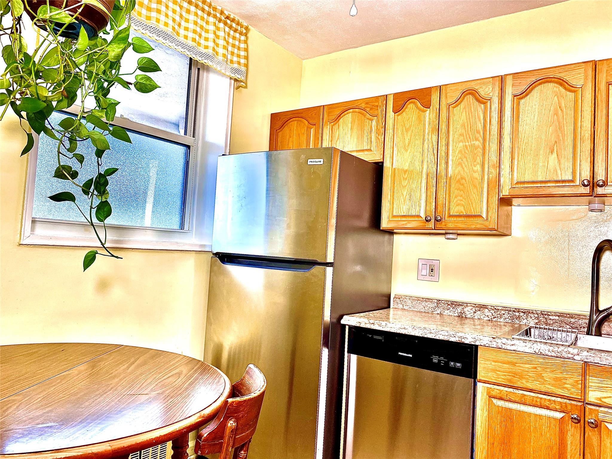 325 King Street #6J, Port Chester, New York image 3