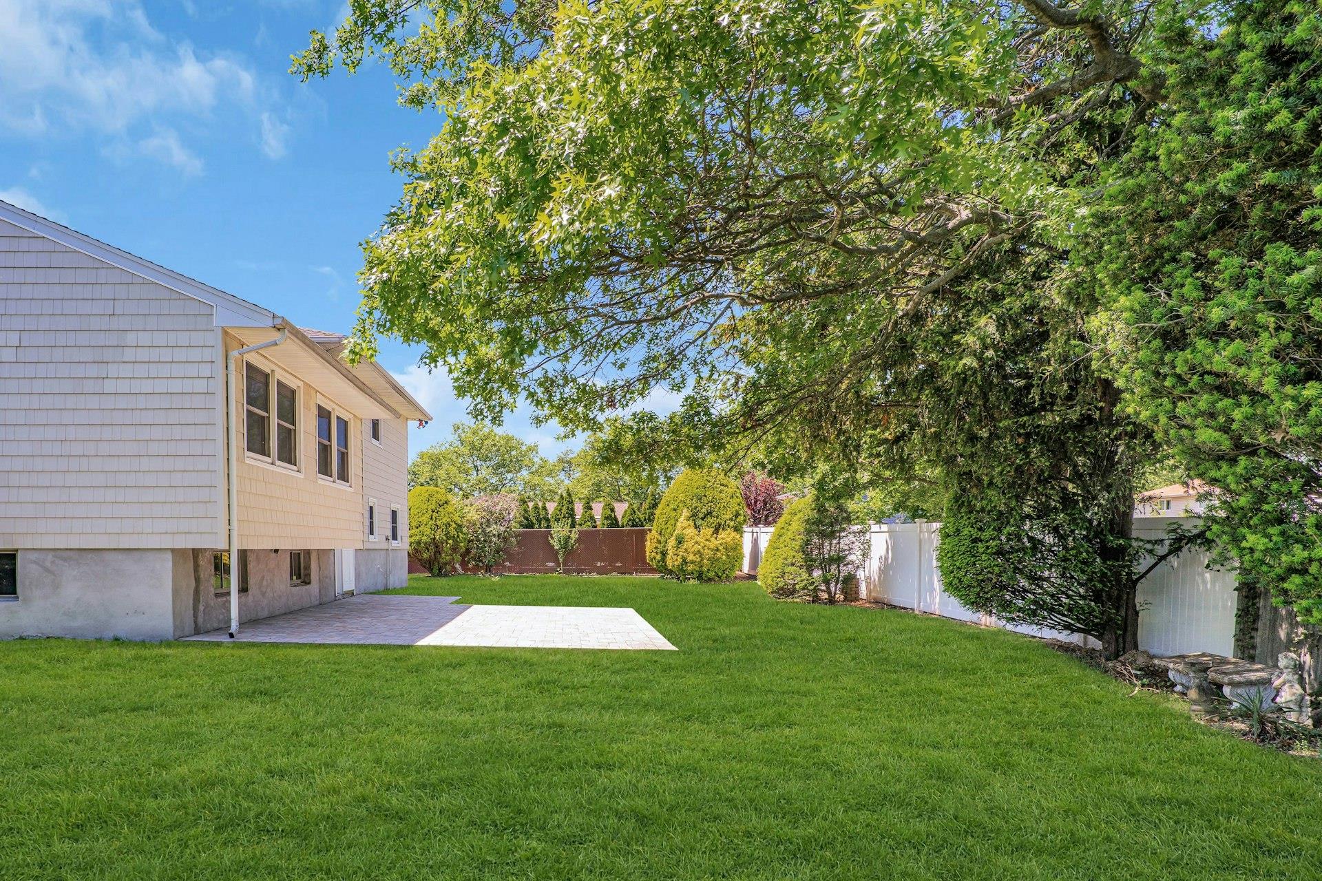 1 Pasture Court, Commack, New York image 27