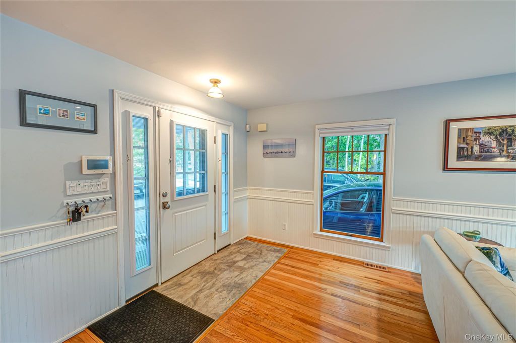 Photo of 190 Academy Street, Bayport, NY 11705 (MLS # 921350)