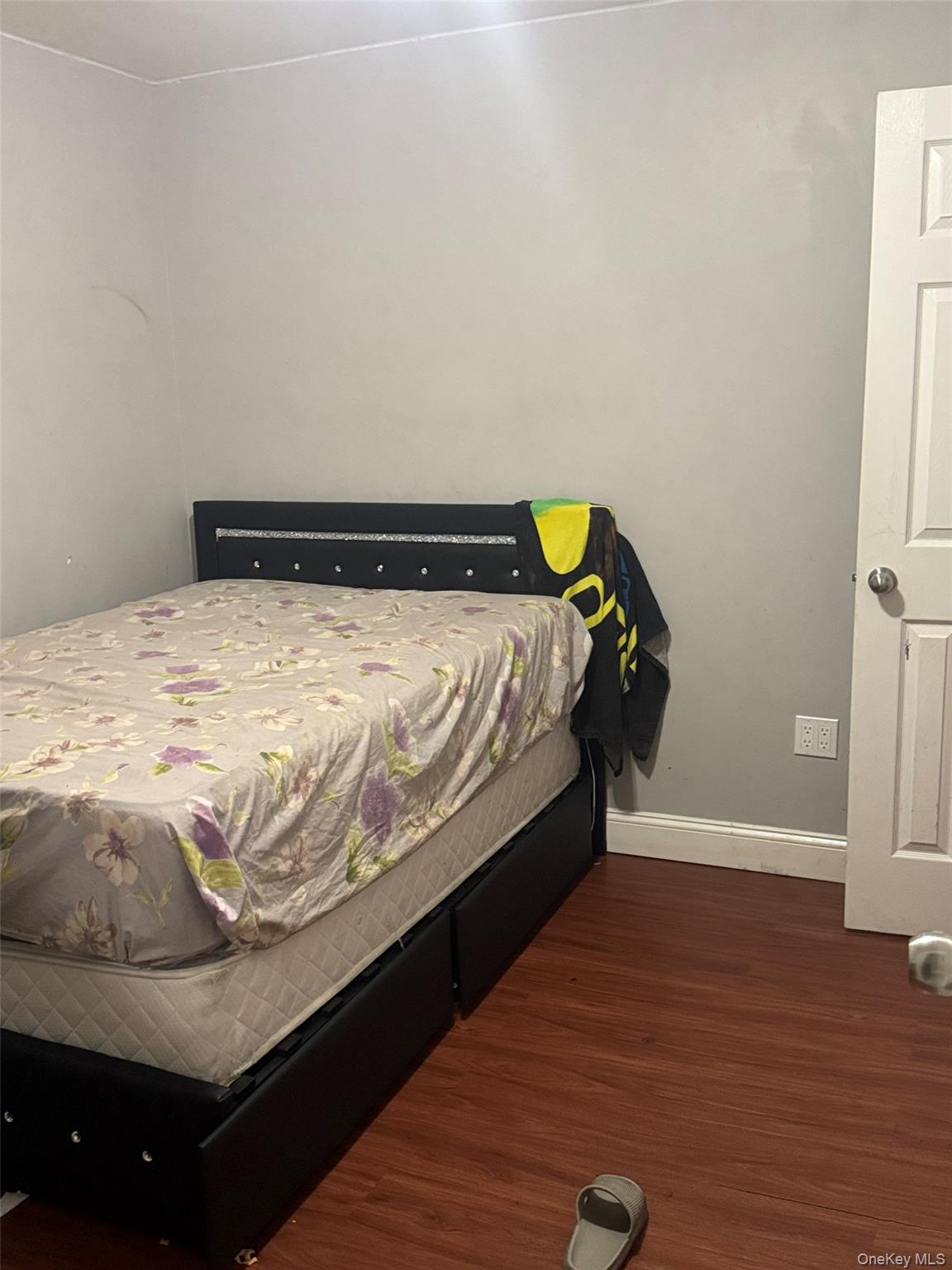 56-33 Waldron Street