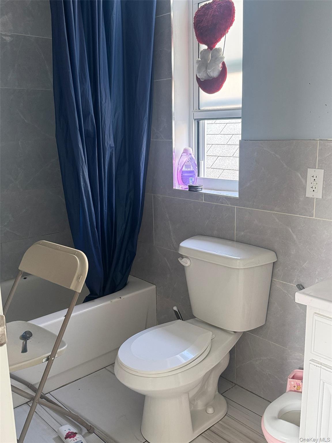 56-33 Waldron Street