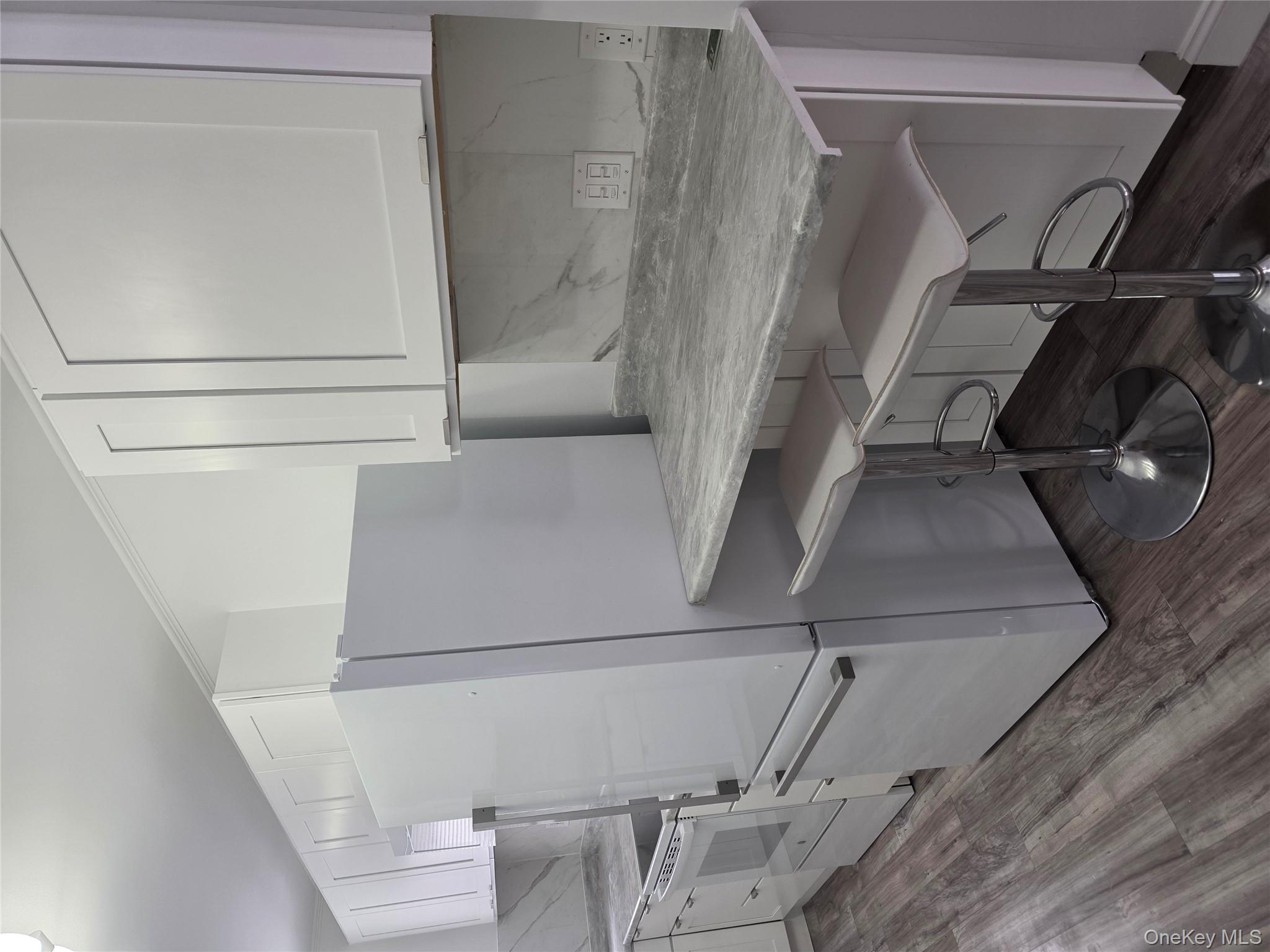 1 Huguenot Street 44