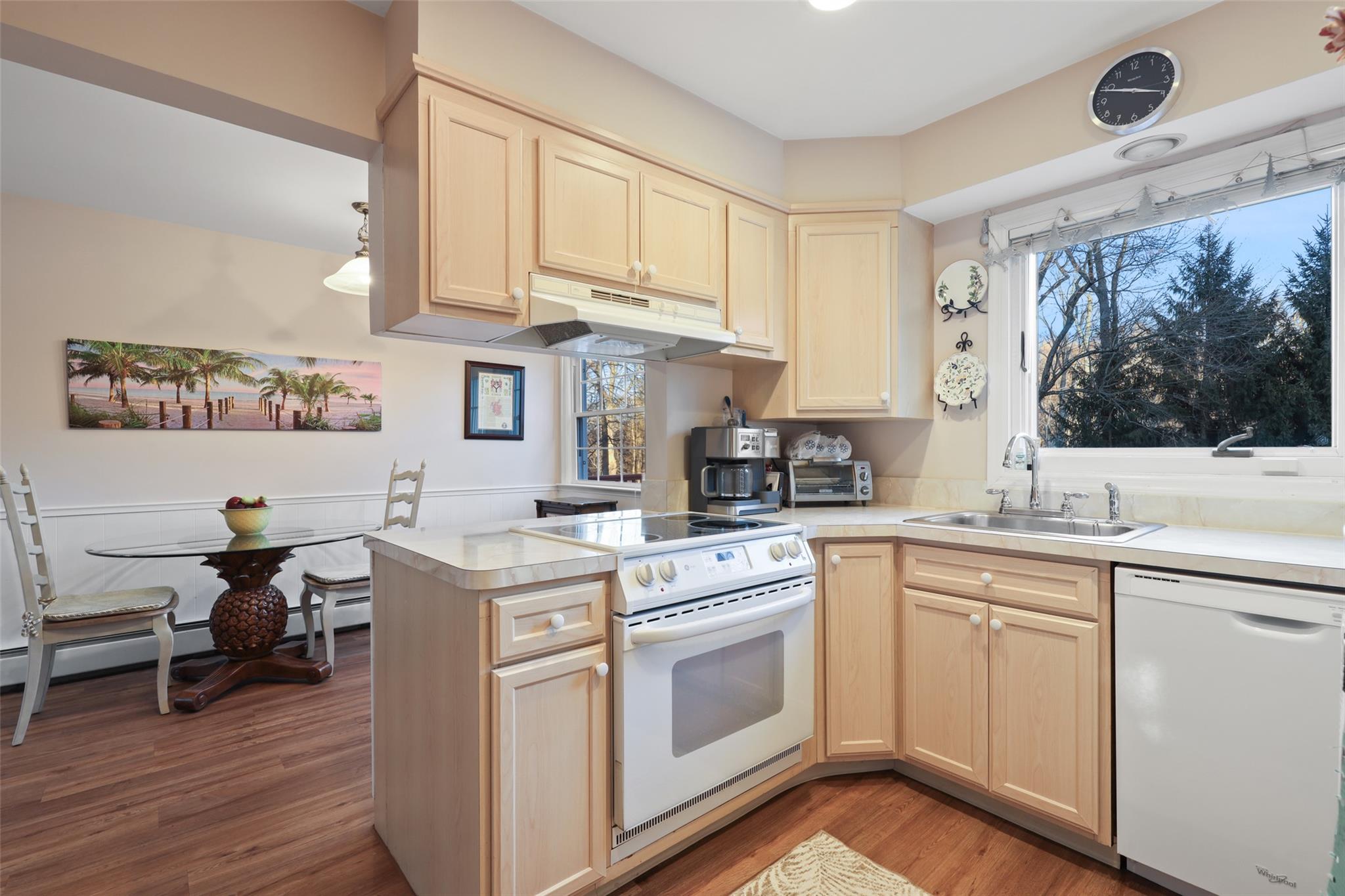 132 Devoe Road, Chappaqua, New York image 6
