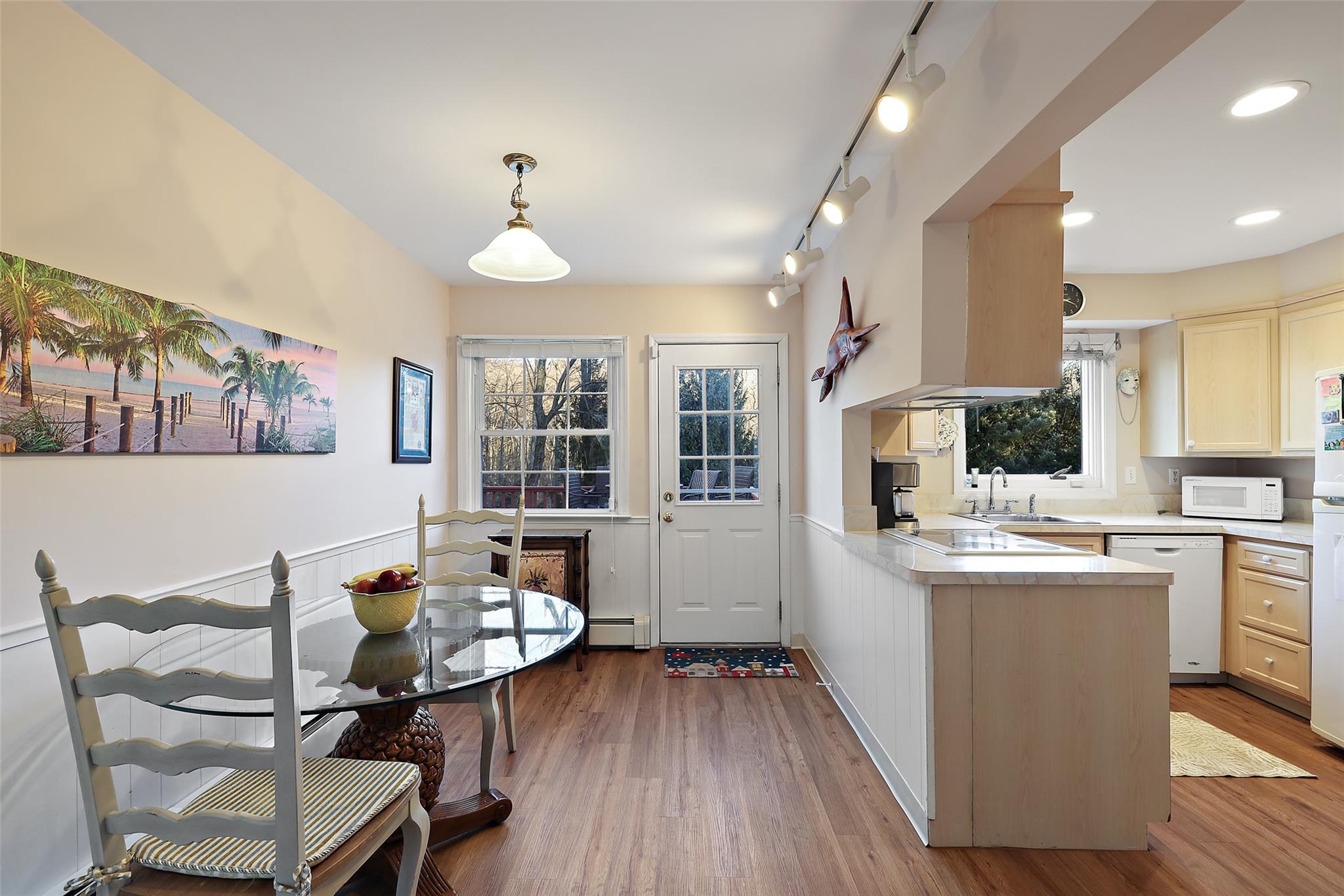 132 Devoe Road, Chappaqua, New York image 9