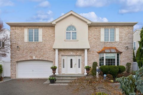 2631 Rachel Street Bellmore NY 11710