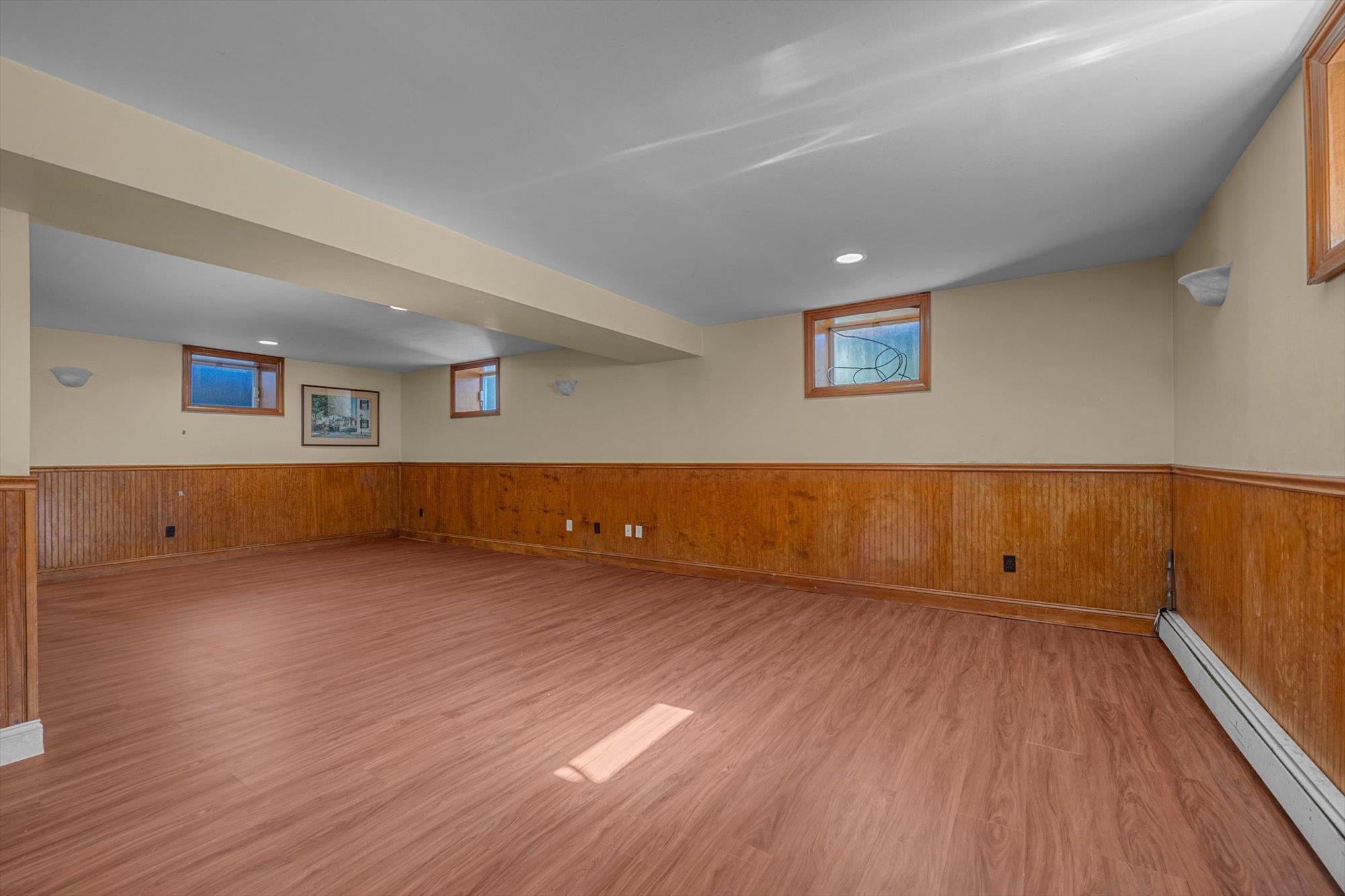 768 Plandome Road, Manhasset, New York image 35