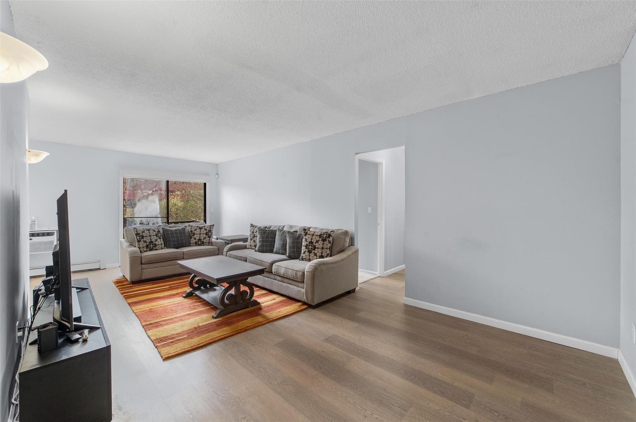 1 Granada Crescent #8, White Plains, New York image 5