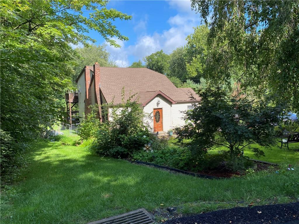 123 Greenwood Drive, Fishkill, New York image 2
