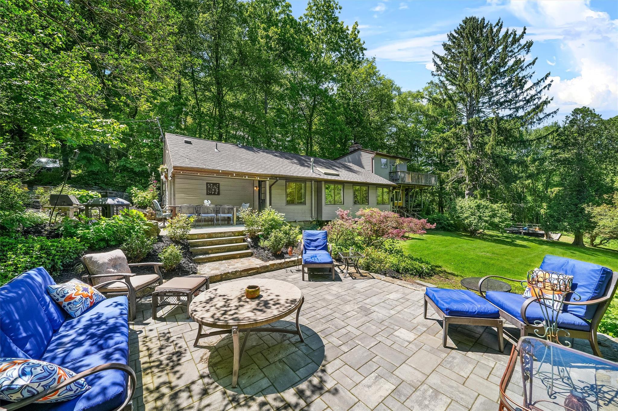 42 Raspberry Lane, Carmel, New York image 1