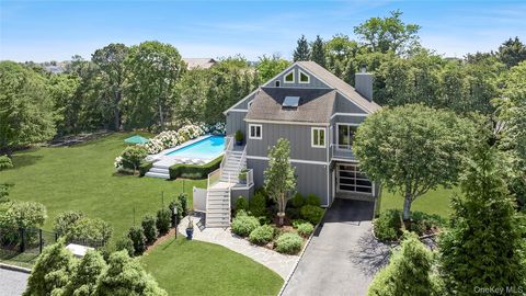 Photo of 4 Meadow Lane, Westhampton Beach, NY 11978 (MLS # 985573)