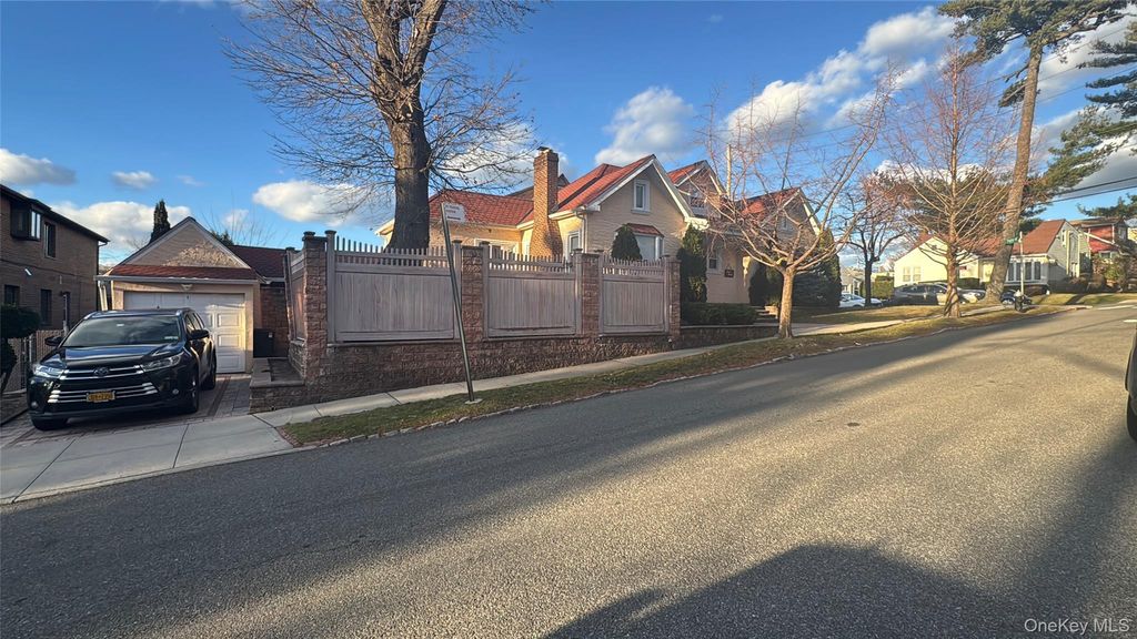 Photo of 4020 249th Street, Little Neck, NY 11363 (MLS # 943587)