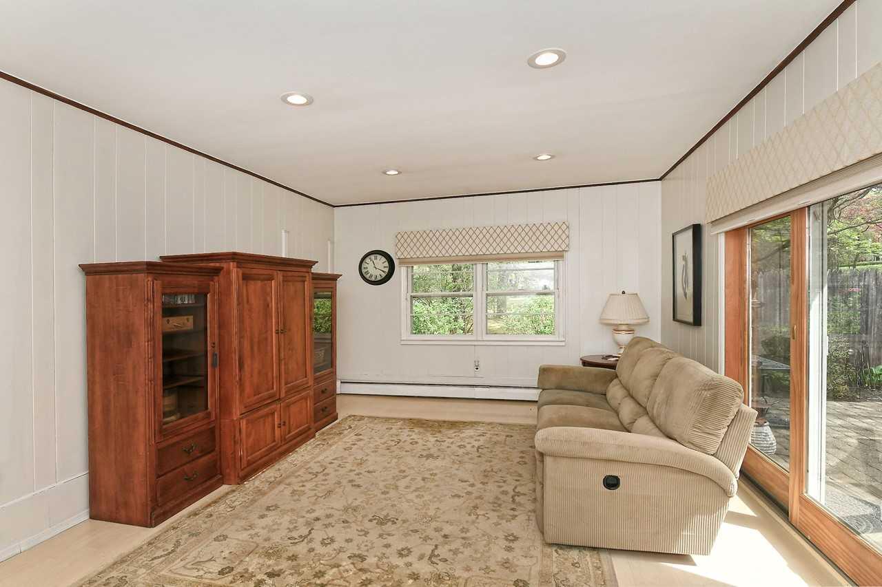 2 Glen Hill Court, Dix Hills, New York image 14