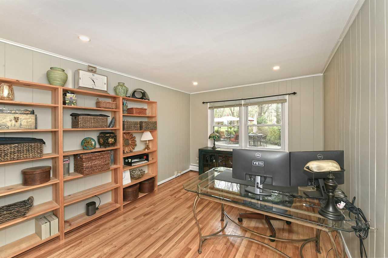 2 Glen Hill Court, Dix Hills, New York image 10