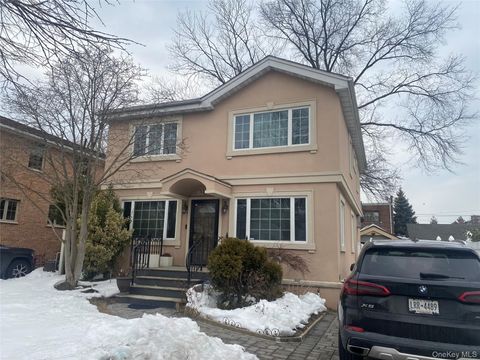 6139 184th Street Fresh Meadows NY 11365