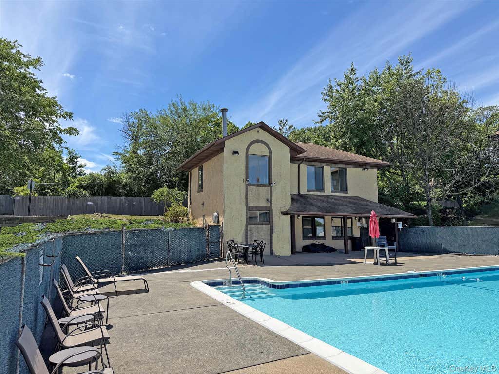 Photo of 66 Omni Parc Drive, Nanuet, NY 10954 (MLS # 1004919)