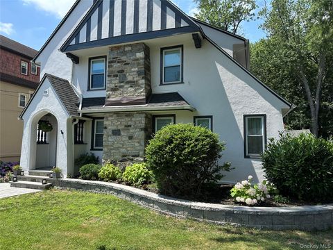 25 Parkway Road Bronxville NY 10708