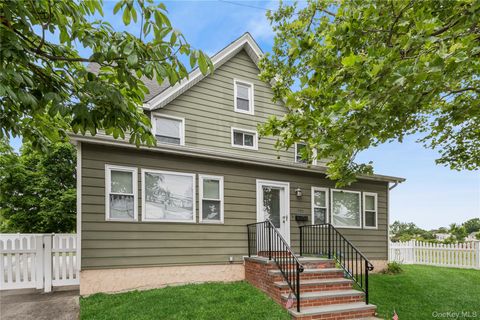 401 Ocean Avenue, Malverne, NY 11565 - MLS#: 981152