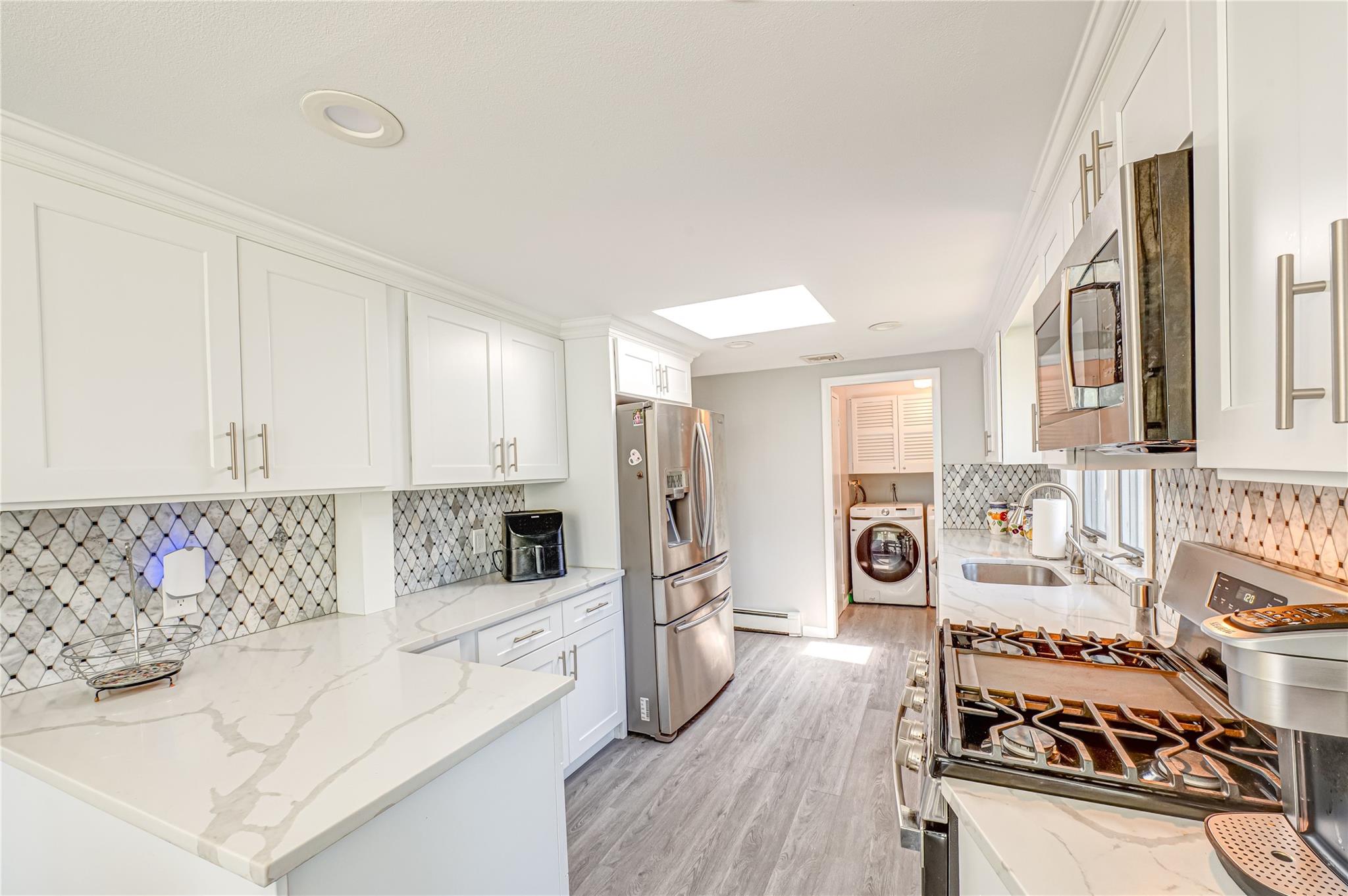23 Algonquin Lane, Commack, New York image 3