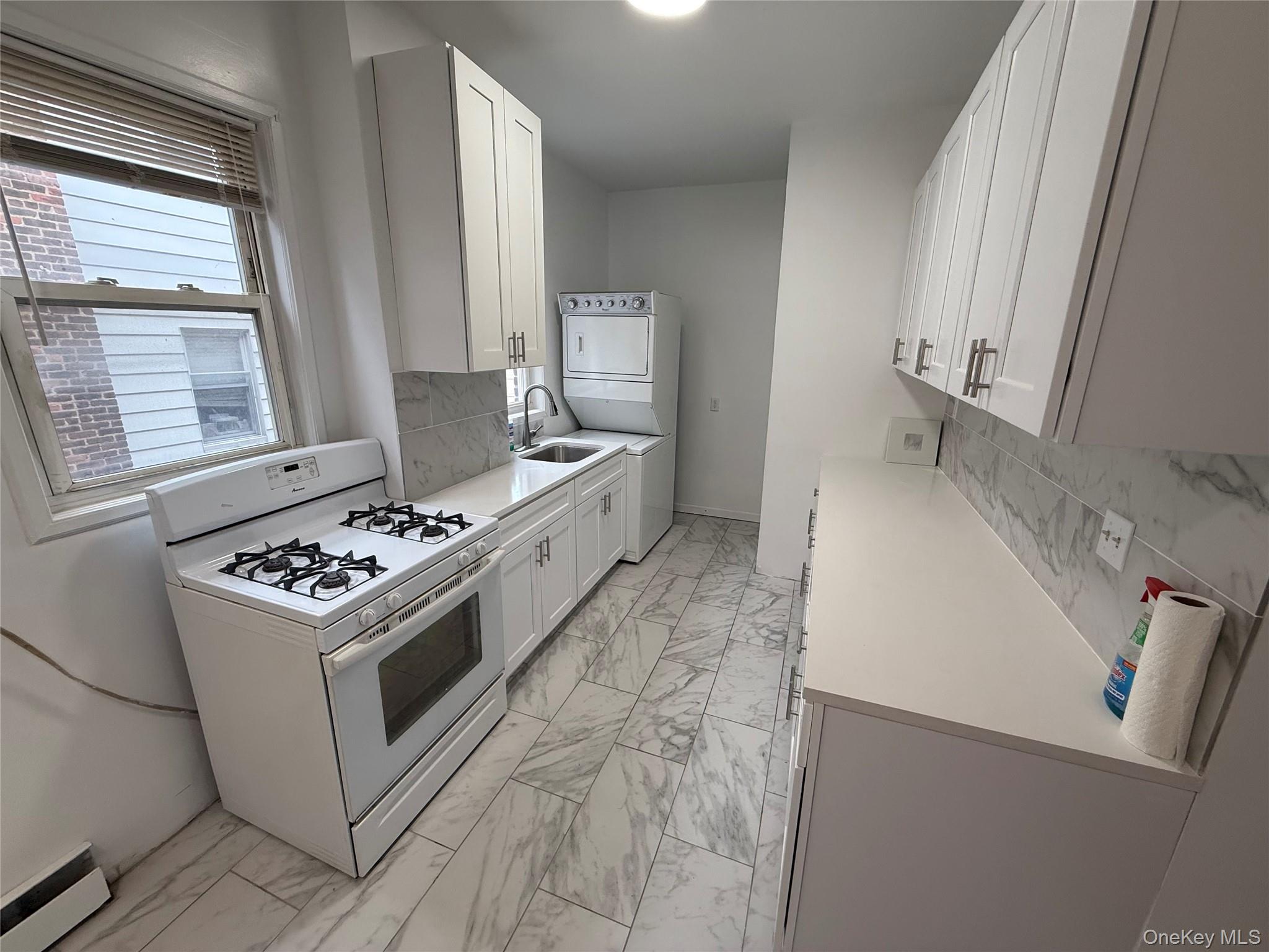 134 Crescent Place 1