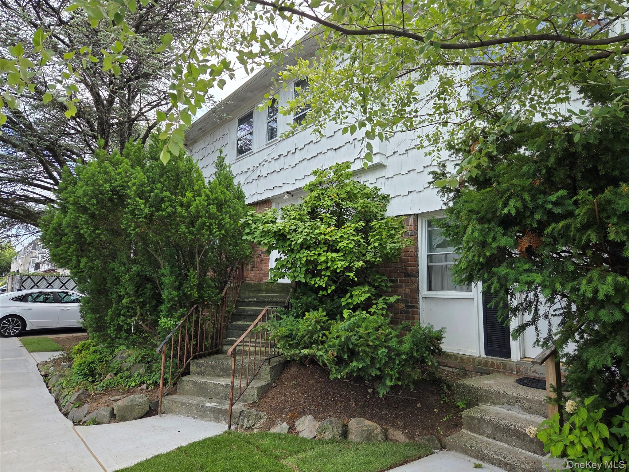 15-42 216th St SE 216th Street