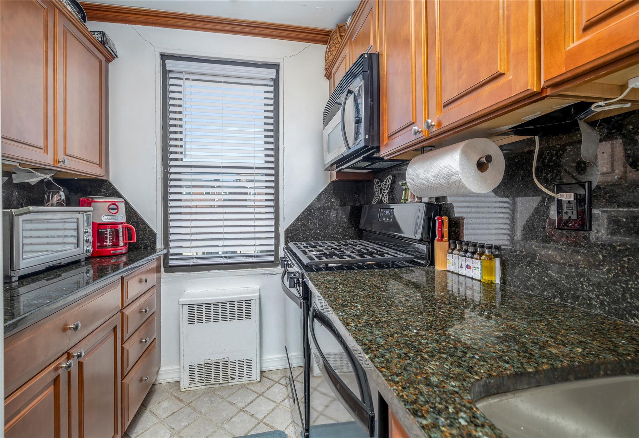320 Atlantic Avenue #A12, East Rockaway, New York image 9