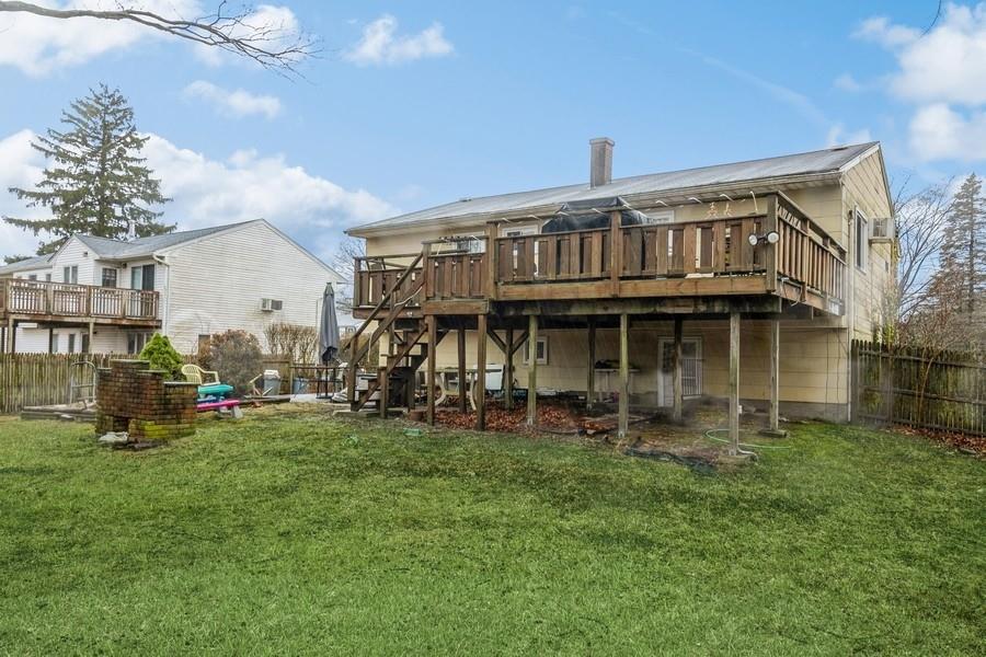 75 Harvest Lane, West Islip, New York image 9