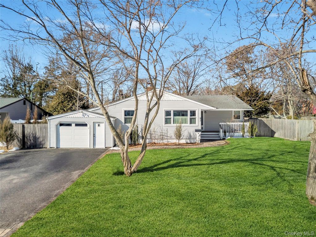 Photo of 93 Eastwood Boulevard, Centereach, NY 11720 (MLS # 964401)