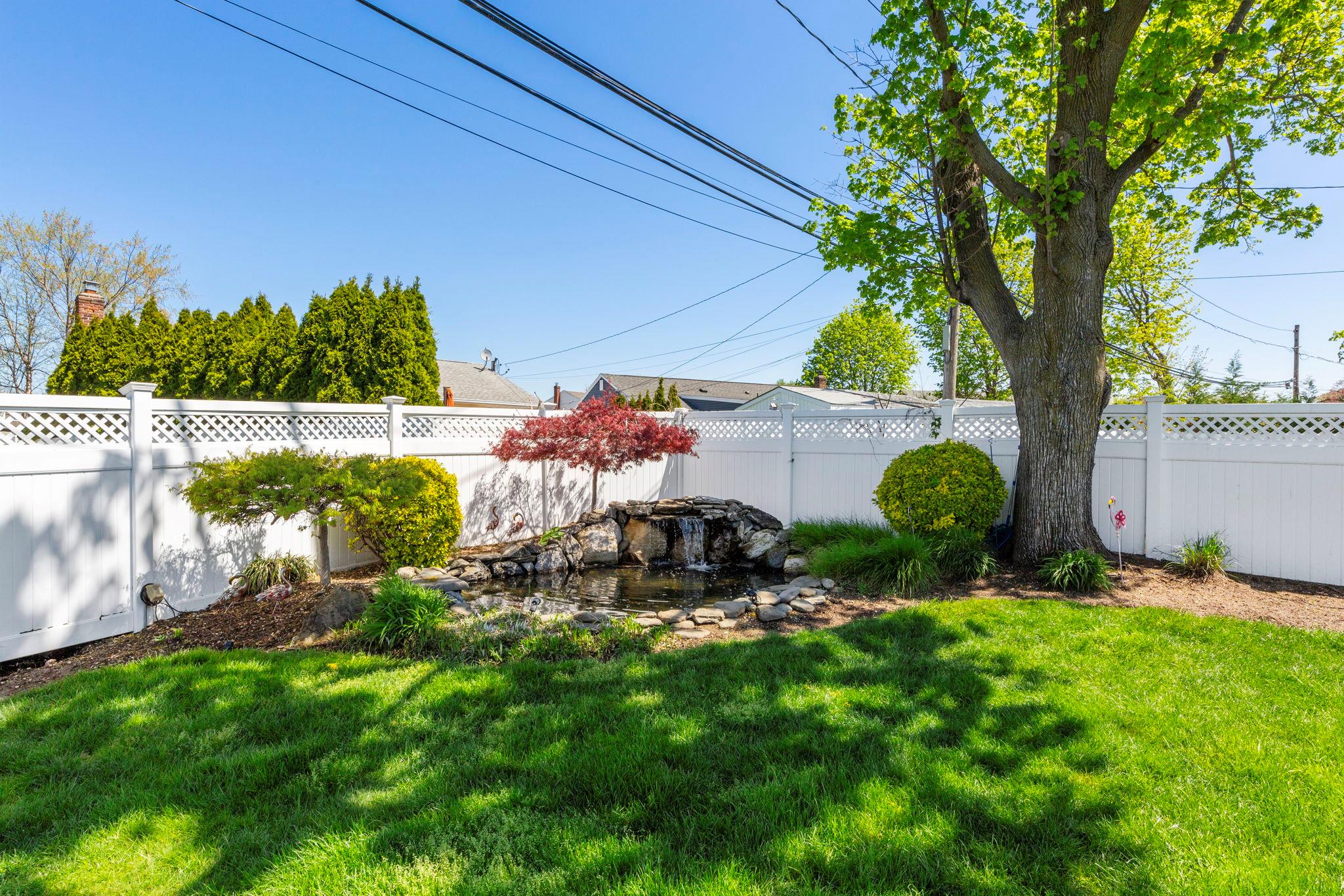 3585 Centerview Avenue, Wantagh, New York image 30