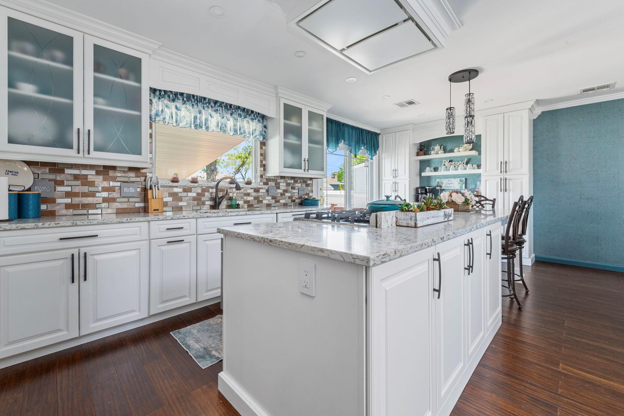 3585 Centerview Avenue, Wantagh, New York image 9