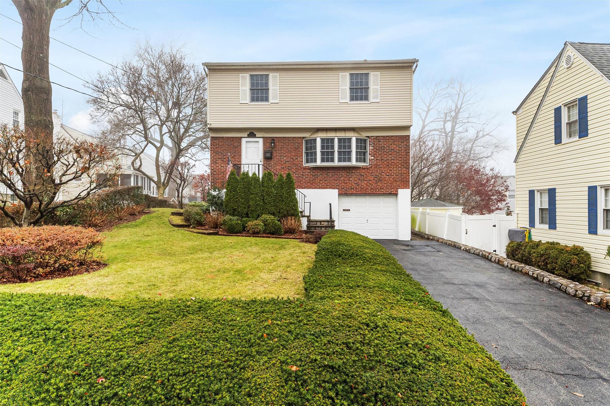 5 Nostrand Place, Yonkers, New York image 2