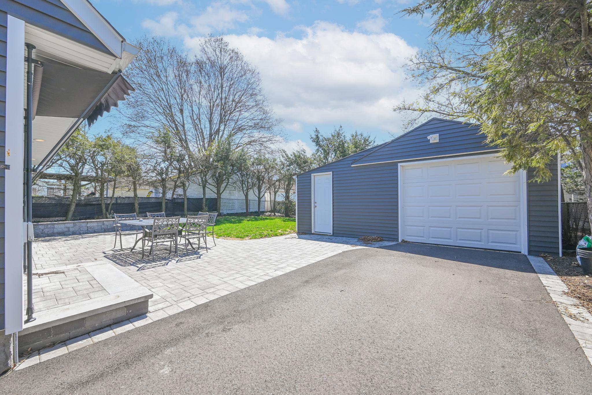 897 Merillon Avenue, Westbury, New York image 19