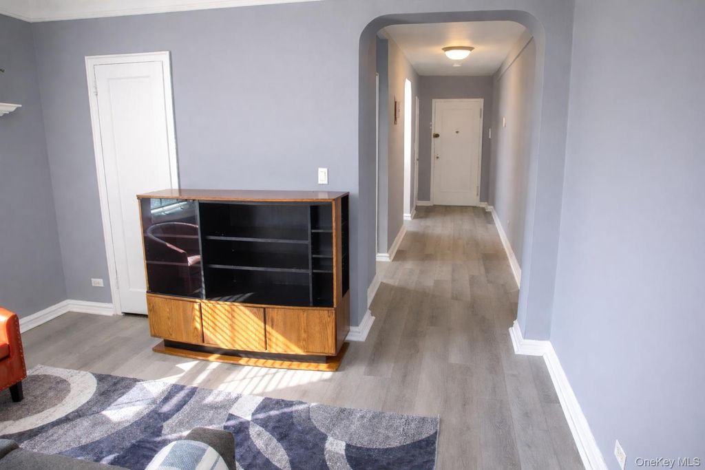 Photo of 178 Garth Road #1J, Scarsdale, NY 10583 (MLS # 960514)